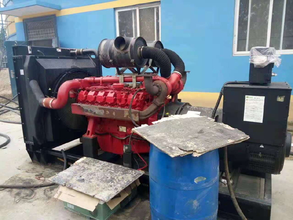 南乐关于柴油发电机组水箱污垢的产生与清理