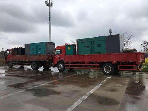 南乐涂抹密封胶后，需要等待多长时间才能安装水冷式机油散热器密封件？